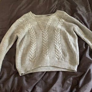 Long sleeve grey shirt